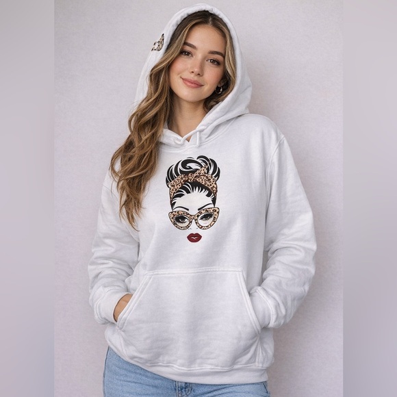 Gildan Sweaters - Hoodie